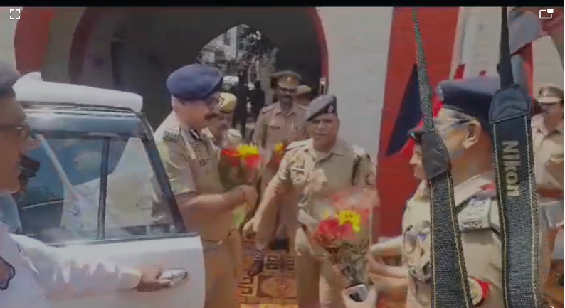 Amroha Superintendent of Police Kunwar Anupam Singh took the initiative