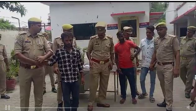Police arrested cow smugglers
