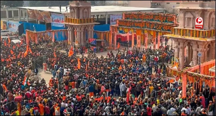 Ayodhya रामलला मंदिर में दिल खोलकर दान कर रहे श्रद्धालु