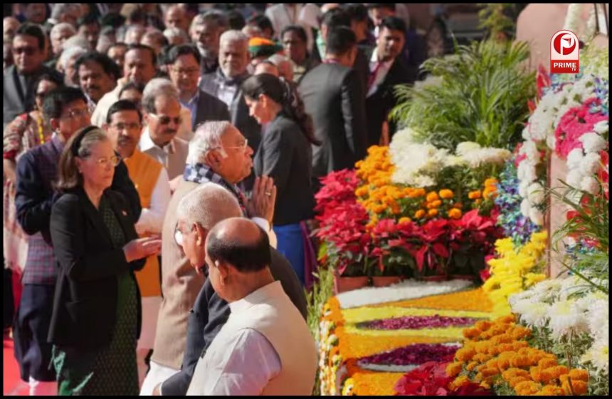 पीएम मोदी ने शहीद जवानों को दी श्रद्धांजलि