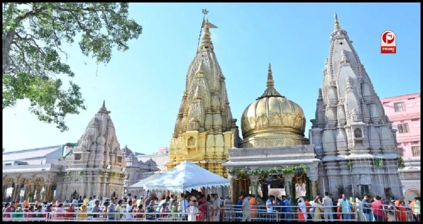 काशी विश्वनाथ मंदिर पर हुई धन की वर्षा