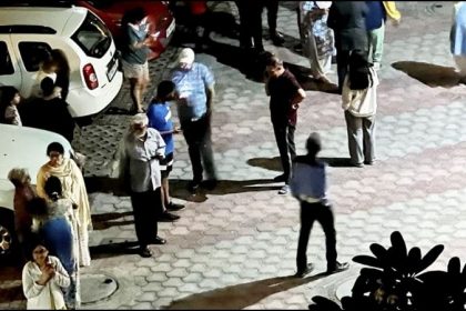 earthquake in delhi today