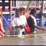 राष्ट्रपति द्रौपदी मुर्मु ने संगम में लगाई पवित्र डुबकी