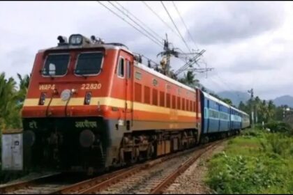 Train Booking For Diwali And Chhath
