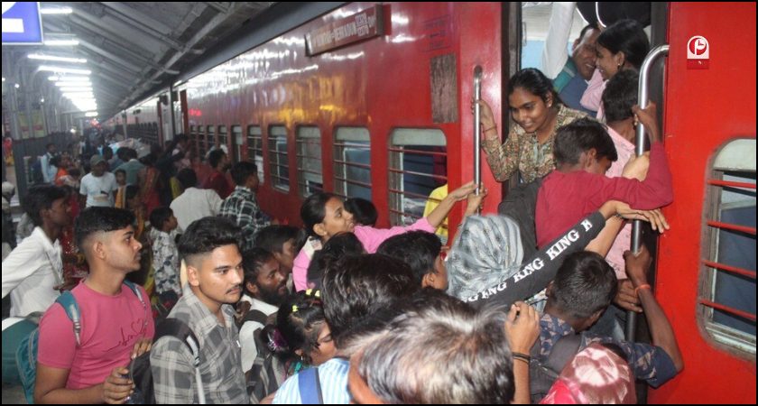 UP Bihar trains Heavy rush