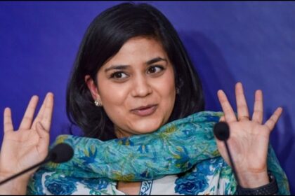 Hazratbal Dargah Controversy