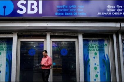 Robbery Loot In SBI Bank