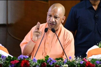 cm yogi in iit kanpur