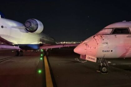 New York Plane Collide