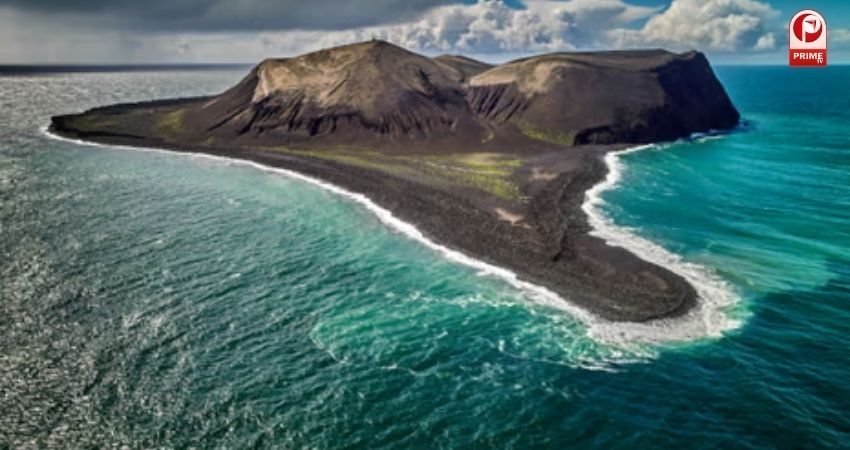 Surtsey द्वीप,