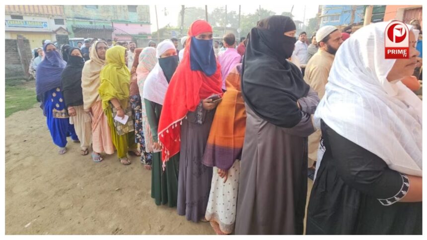 दूसरे चरण का मतदान जारी