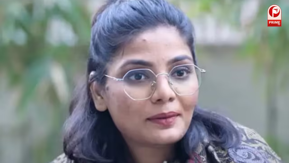 नेहा सिंह राठौर की तलाश में जुटी लखनऊ पुलिस