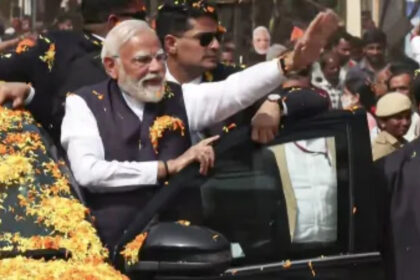 PM मोदी ने उडुपी के श्री कृष्ण मठ में किए दर्शन