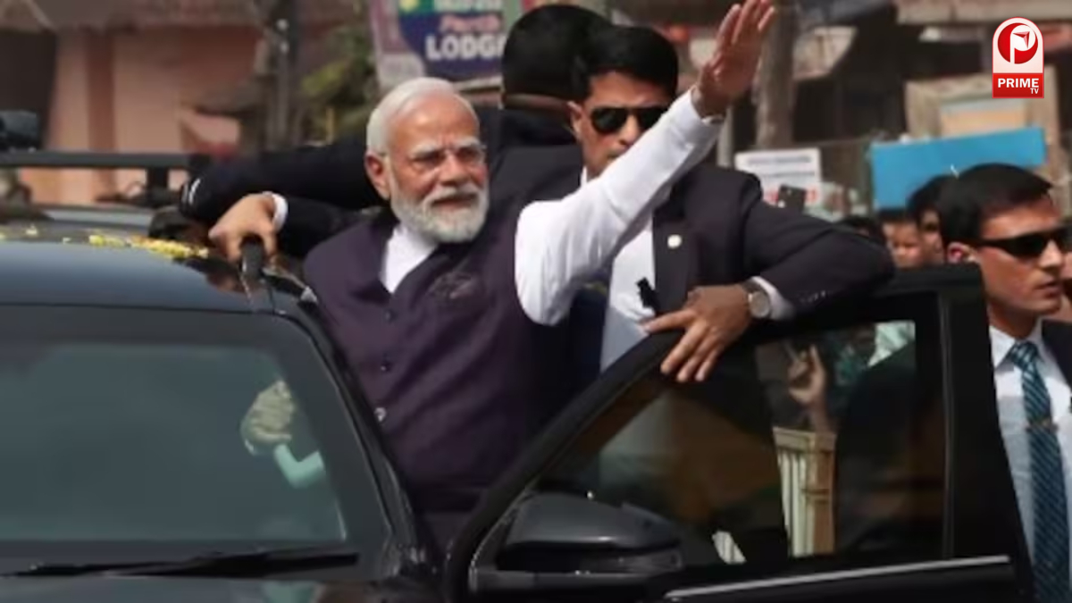 PM मोदी ने उडुपी के श्री कृष्ण मठ में किए दर्शन