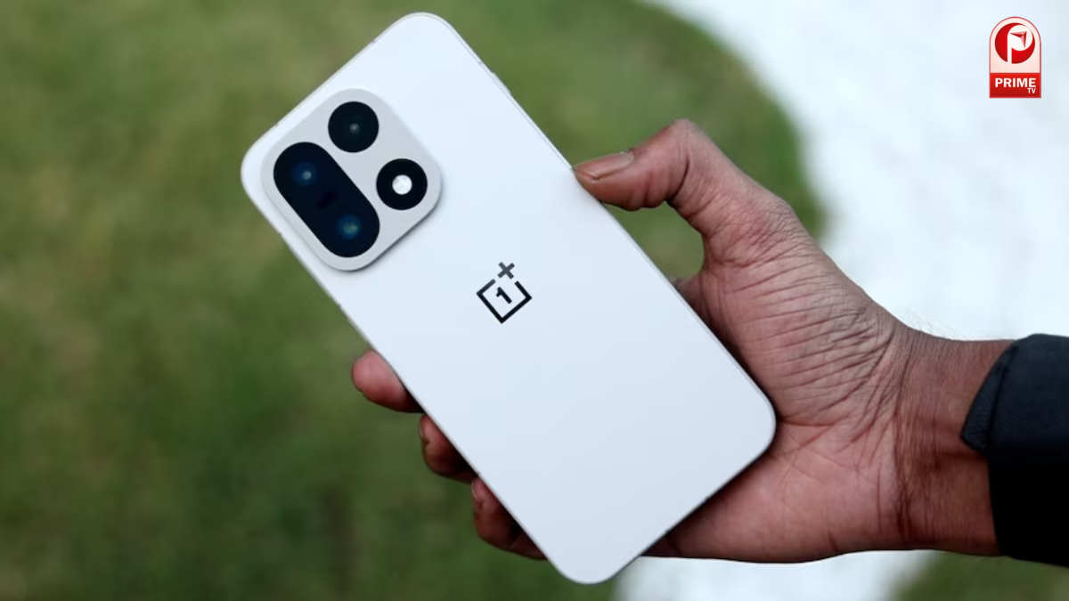 OnePlus 15: प्रीमियम परफॉर्मेंस