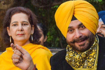 कांग्रेस ने नवजोत सिंह सिद्धू की पत्नी को किया सस्पेंड