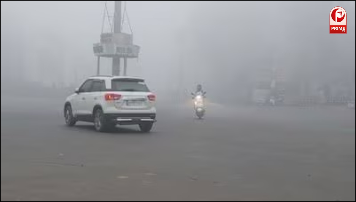 जम्मू-कश्मीर: पहाड़ों पर बर्फबारी, हिमस्खलन का खतरा