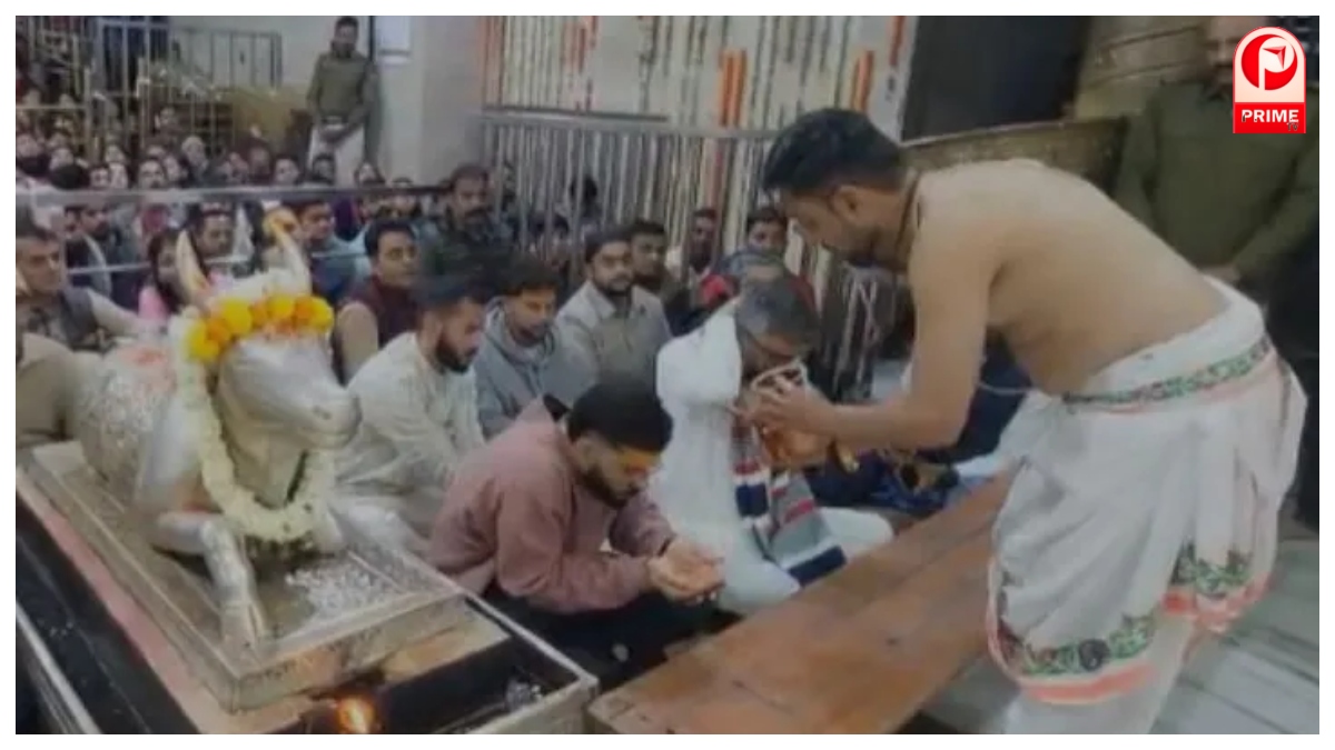 Virat kohli attended Bhasma Aarti