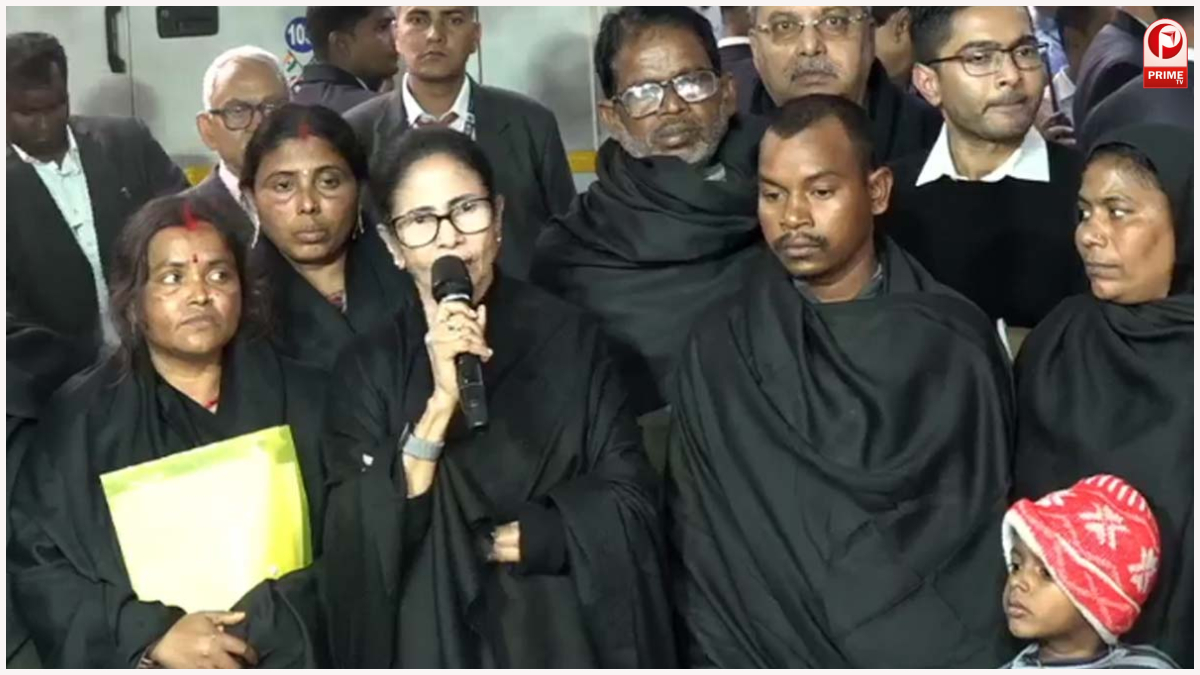 Mamata Banerjee vs CEC