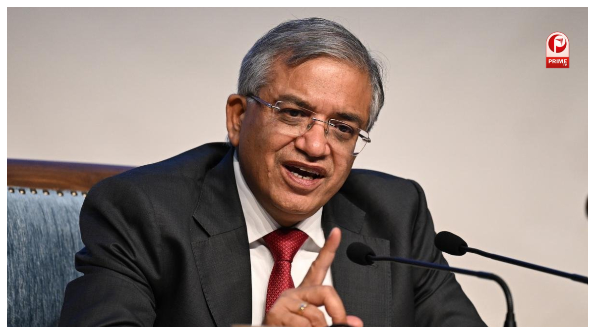 SIR विवाद के बीच दिखाए काले झंडे