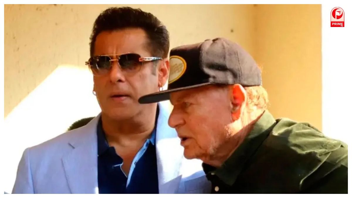 Salim Khan Discharged From Hospital
