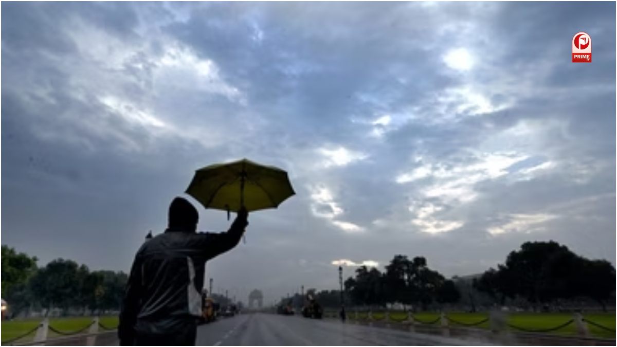 दक्षिण भारत में उमस और हल्की बारिश का असर