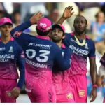प्लेऑफ में RCB और GT टॉप-2
