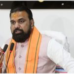 सरकारी आवास पर राजनीति तेज